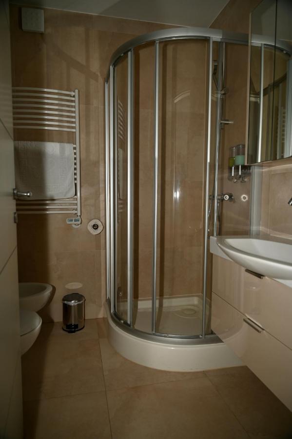 Sea Star Apartment Копер Экстерьер фото